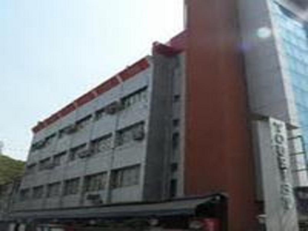 Hotel Tourist International Pune Ngoại thất bức ảnh