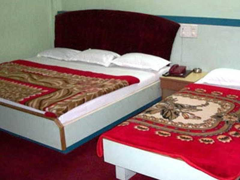 Hotel Tourist International Pune Ngoại thất bức ảnh